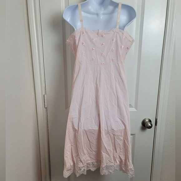 BEL-AIR Vintage Slip Dress - Picture 6 of 11